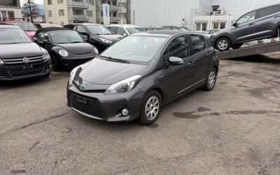 TOYOTA Yaris 1.5 VVT-i Hybrid